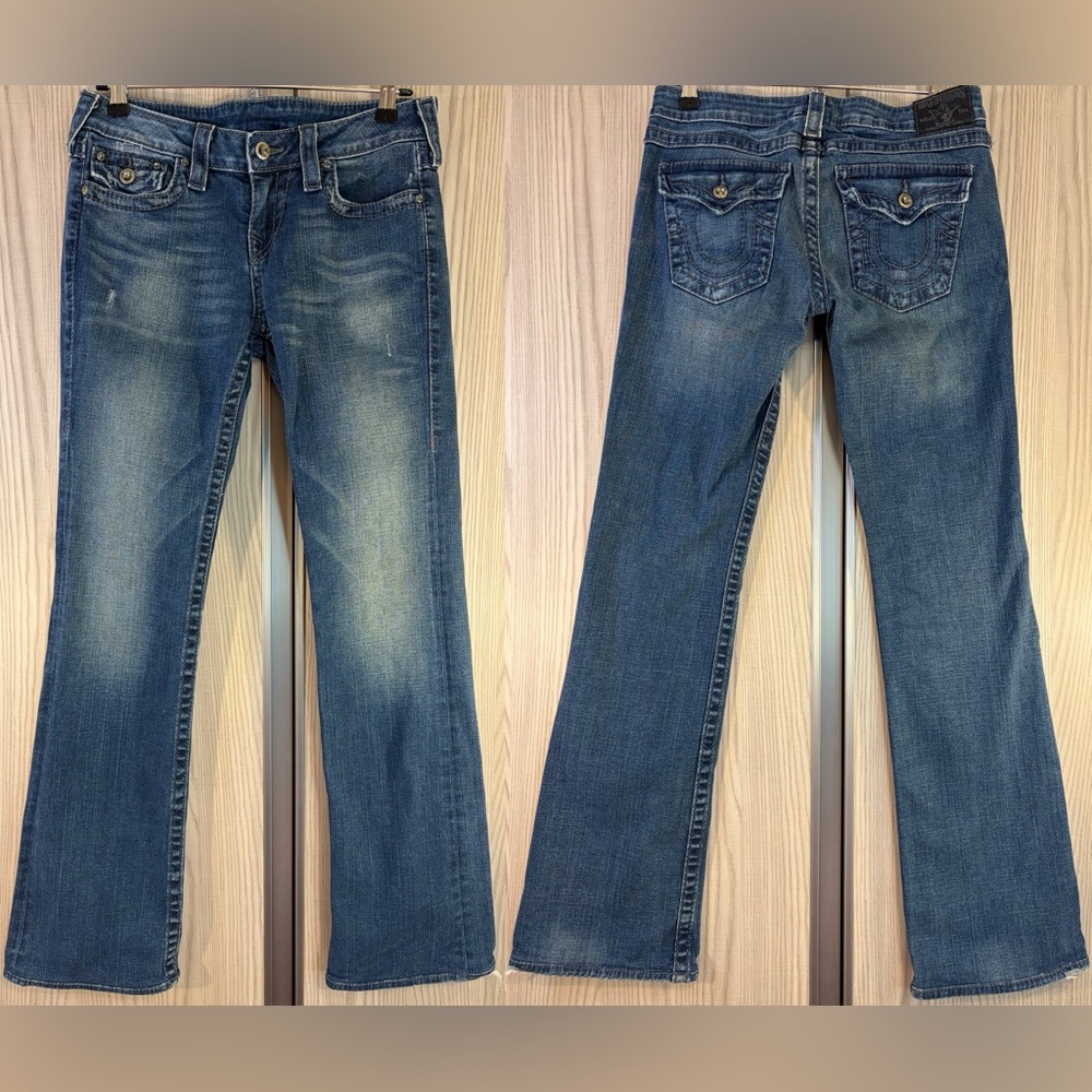 True Religion ‘Disco Becky’ Flare Jeans ~ in Med Blue Wash w/Crystal Buttons~ 28